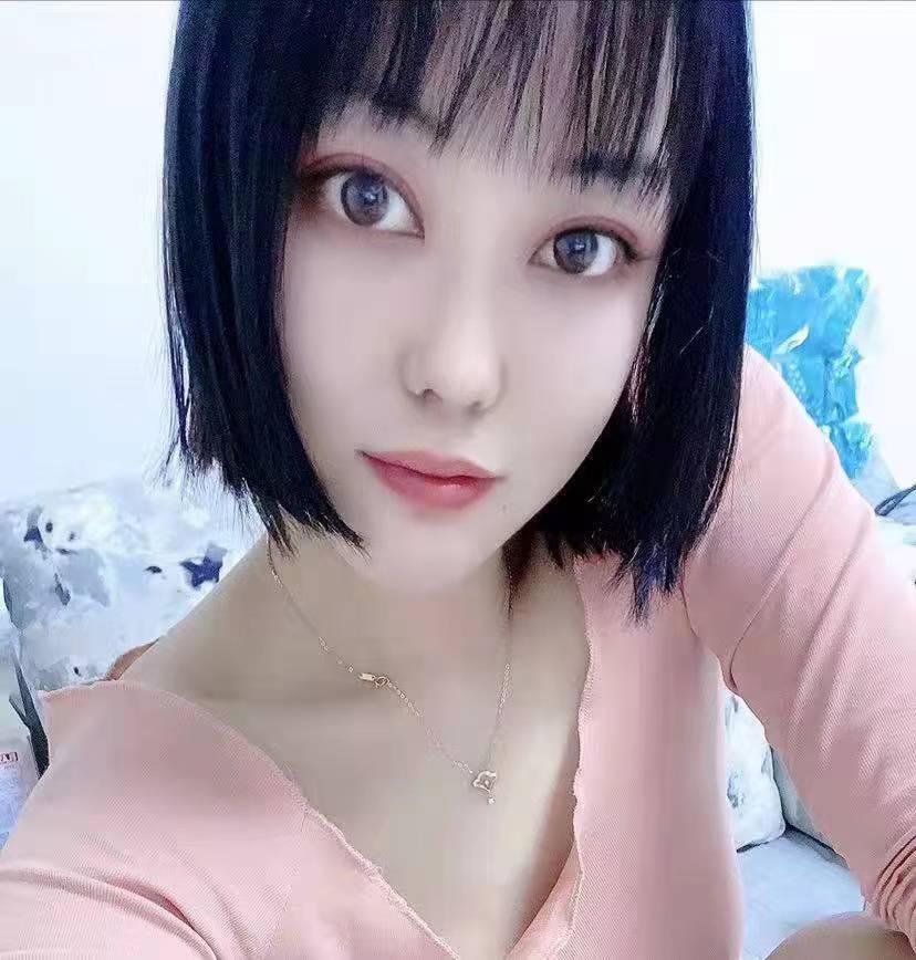 路南区火车站附近大眼美眉